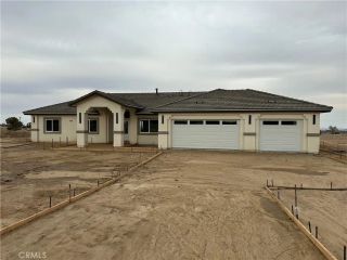 6610 Rancho Road, Phelan, CA 92371