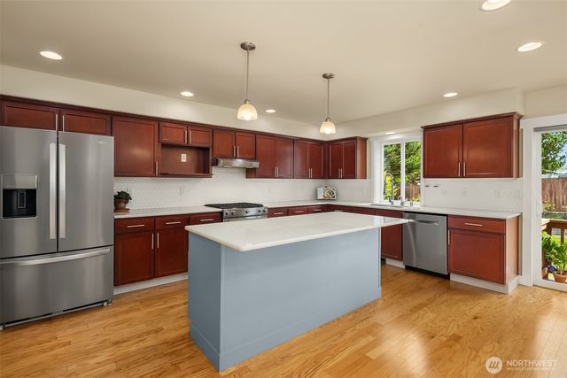 28613 75th Drive NW, Stanwood, WA 98292