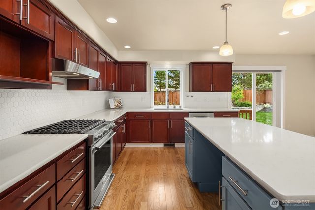 28613 75th Drive NW, Stanwood, WA 98292