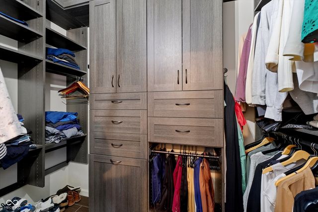 9767 Fortune Drive, Fishers, IN 46037