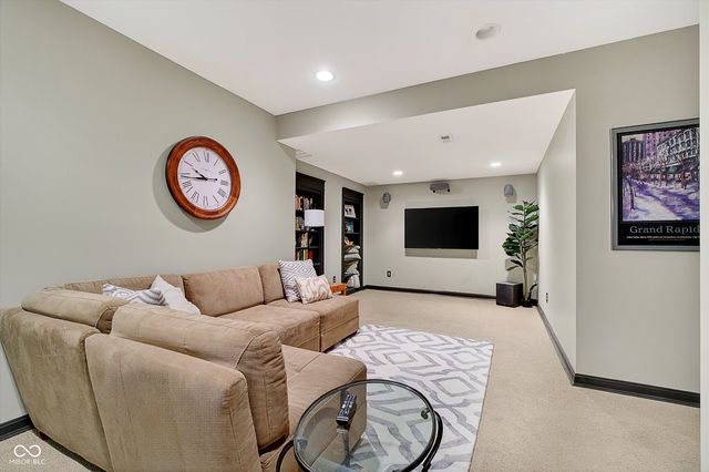 9767 Fortune Drive, Fishers, IN 46037