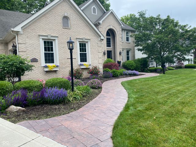 9767 Fortune Drive, Fishers, IN 46037