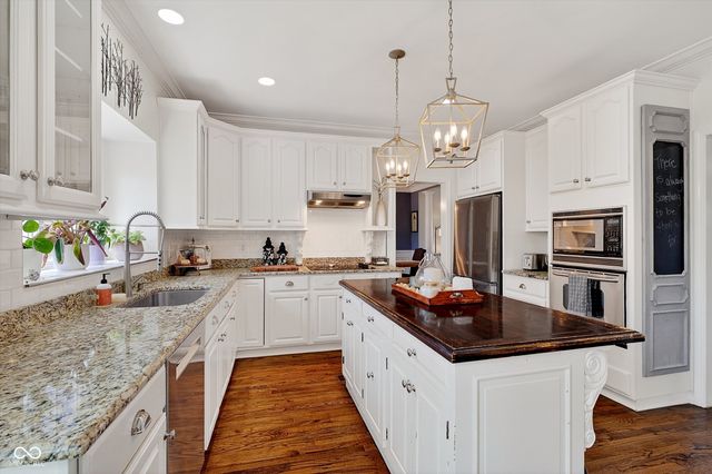 9767 Fortune Drive, Fishers, IN 46037