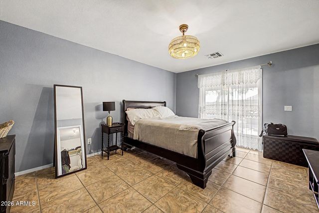 2046 S RENNICK Drive, Apache Junction, AZ 85120