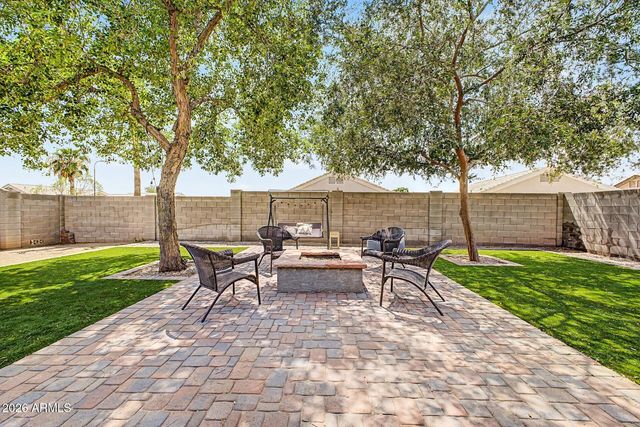 2046 S RENNICK Drive, Apache Junction, AZ 85120