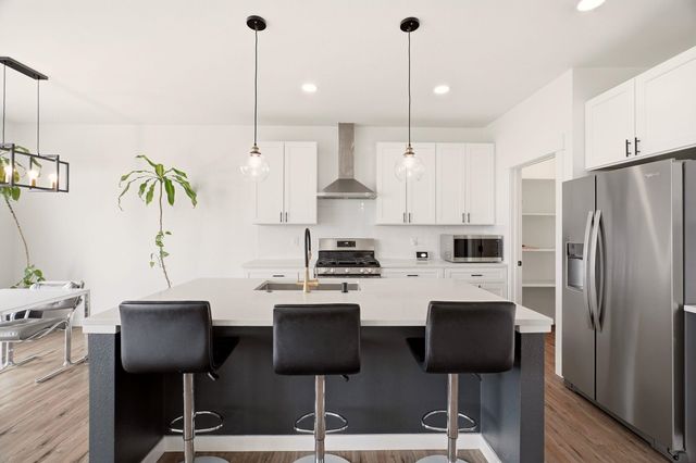 2417 Sunrise Dr, Cheney, WA 99004
