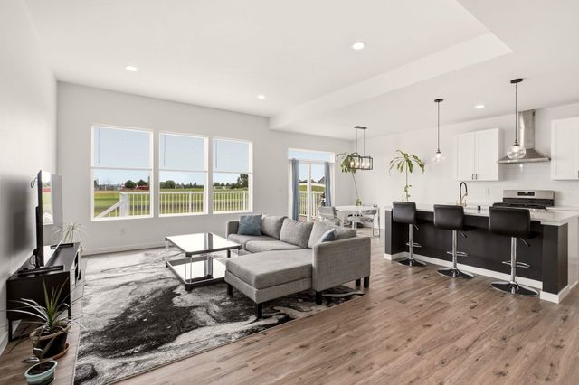 2417 Sunrise Dr, Cheney, WA 99004
