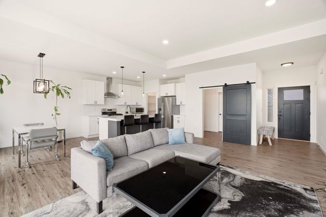 2417 Sunrise Dr, Cheney, WA 99004