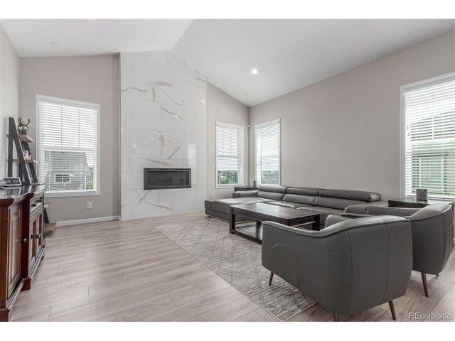 6560 S Addison Way, Aurora, CO 80016