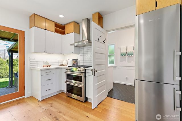 4048 37th Avenue S, Seattle, WA 98118