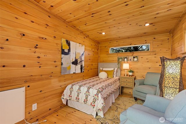 4048 37th Avenue S, Seattle, WA 98118