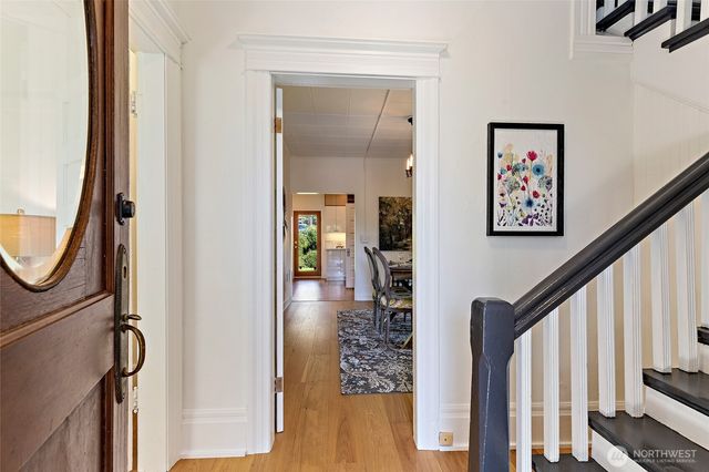 4048 37th Avenue S, Seattle, WA 98118