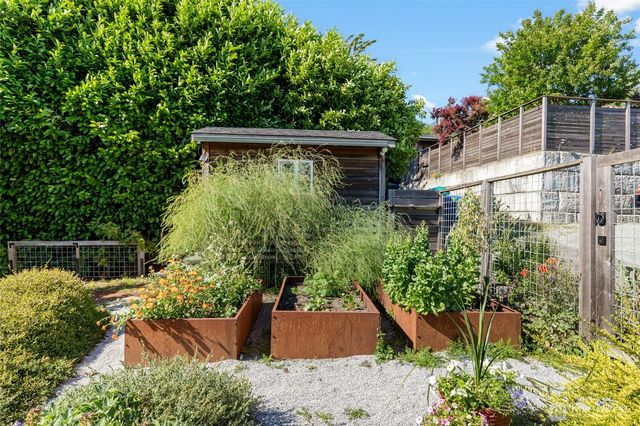 4048 37th Avenue S, Seattle, WA 98118