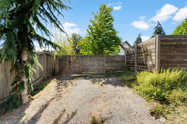4048 37th Avenue S, Seattle, WA 98118