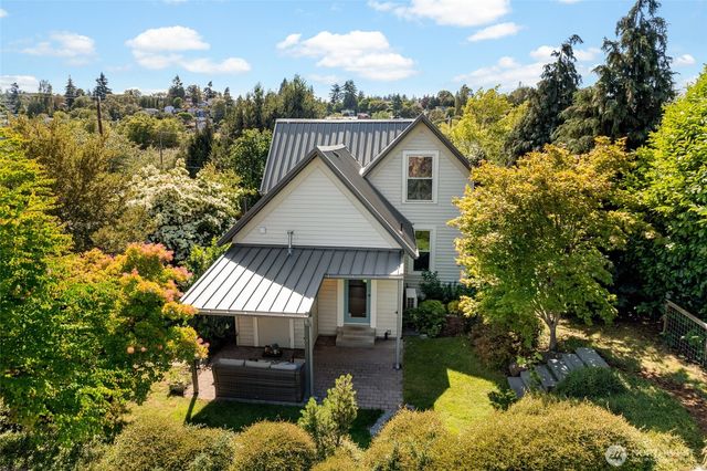 4048 37th Avenue S, Seattle, WA 98118