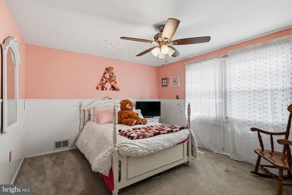 Image 23 of property listing at 12602 KILLIAN LN, Bowie, MD 20715