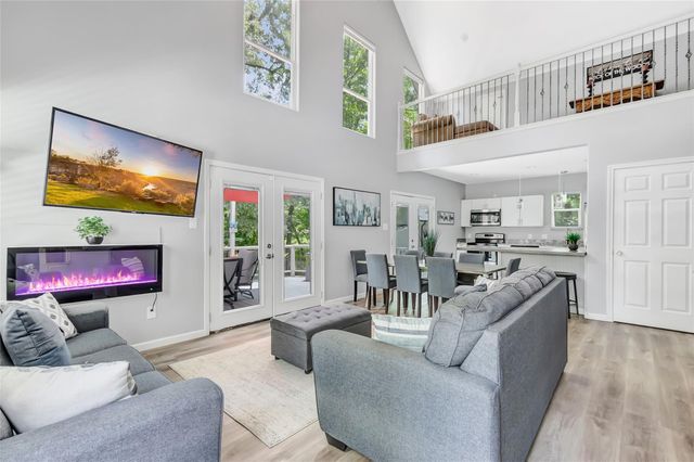 561 N Royale Greens Drive, Coldspring, TX 77331