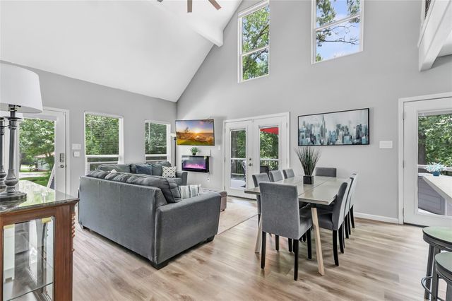 561 N Royale Greens Drive, Coldspring, TX 77331