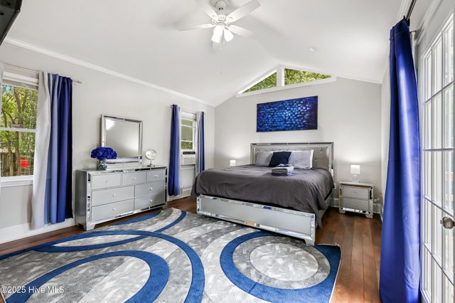 827 Colonial Drive, Wilmington, NC 28403