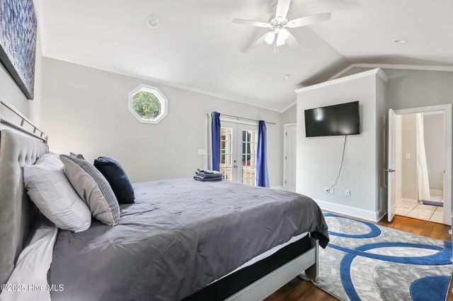 827 Colonial Drive, Wilmington, NC 28403