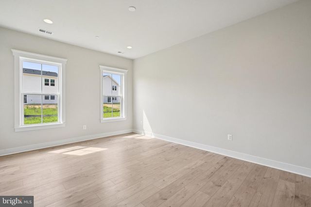 1549 LAKE TAHOE DR, Trappe, MD 21673