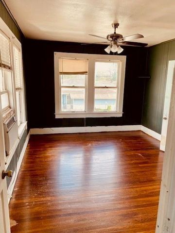 1602 1/2 Henninger Street, Houston, TX 77023