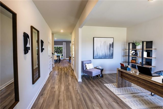 1560 Erindale Drive, Wellford, SC 29385