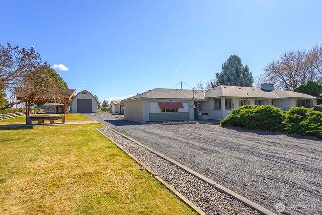4371 Dunn Street NE, Moses Lake, WA 98837