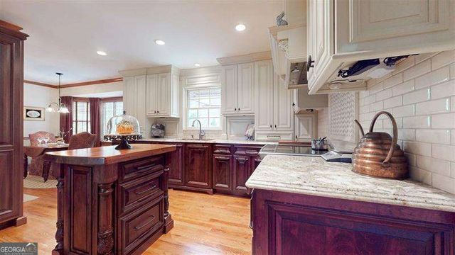 950 Heritage Hills, Decatur, GA 30033
