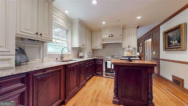 950 Heritage Hills, Decatur, GA 30033