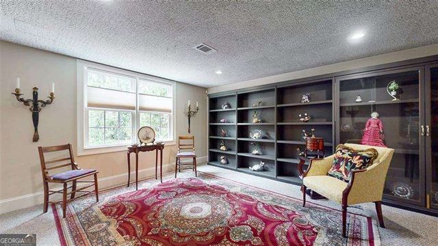 950 Heritage Hills, Decatur, GA 30033