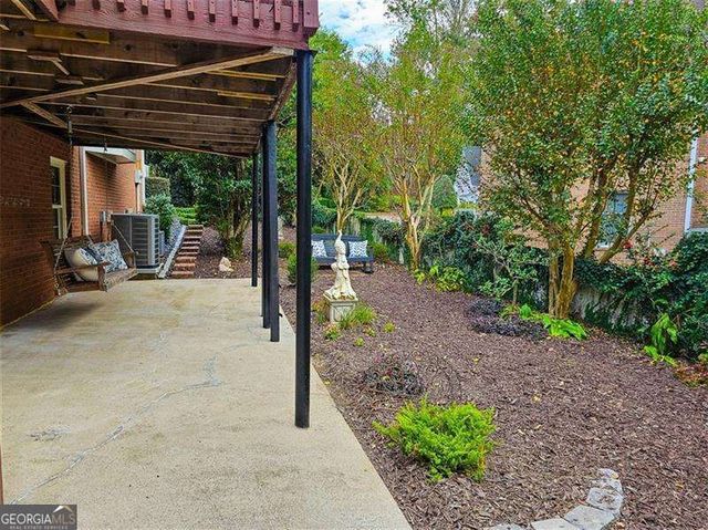 950 Heritage Hills, Decatur, GA 30033