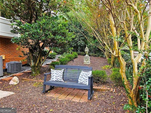 950 Heritage Hills, Decatur, GA 30033