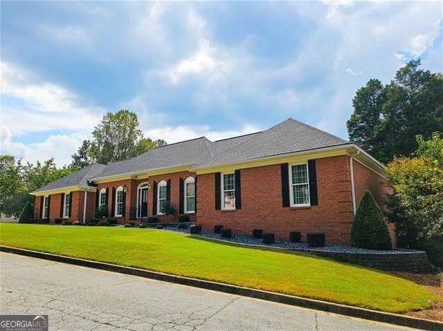 950 Heritage Hills, Decatur, GA 30033
