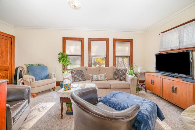 1377 Randolph Avenue, Saint Paul, MN 55105