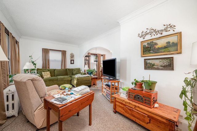 1377 Randolph Avenue, Saint Paul, MN 55105