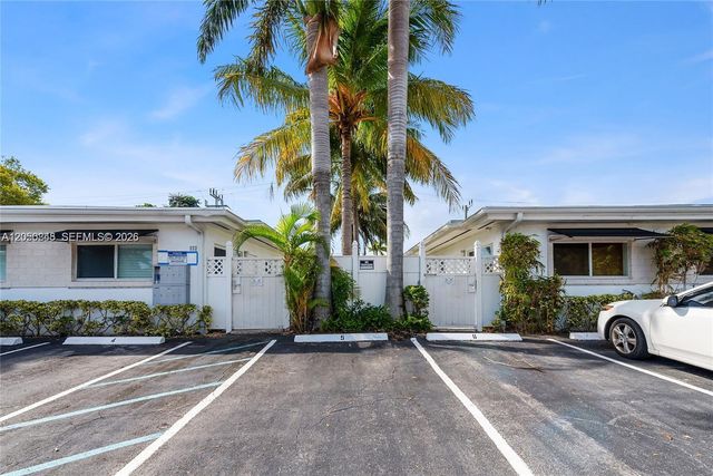 932 Moffett Street 6, Hallandale Beach, FL 33009