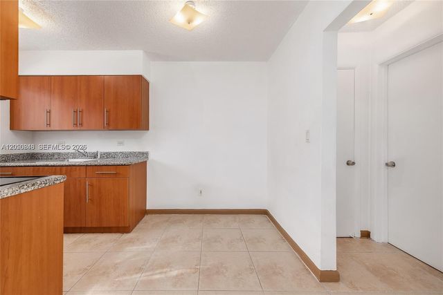 932 Moffett Street 6, Hallandale Beach, FL 33009