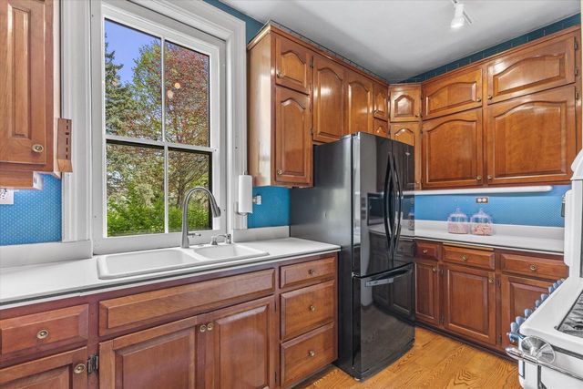 N72W13449 Good Hope ROAD, Menomonee Falls, WI 53051