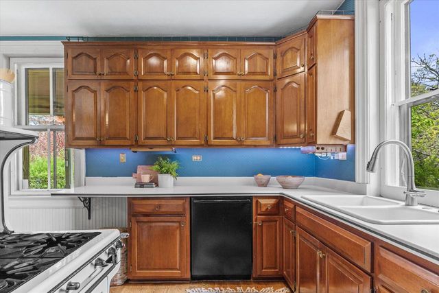 N72W13449 Good Hope ROAD, Menomonee Falls, WI 53051