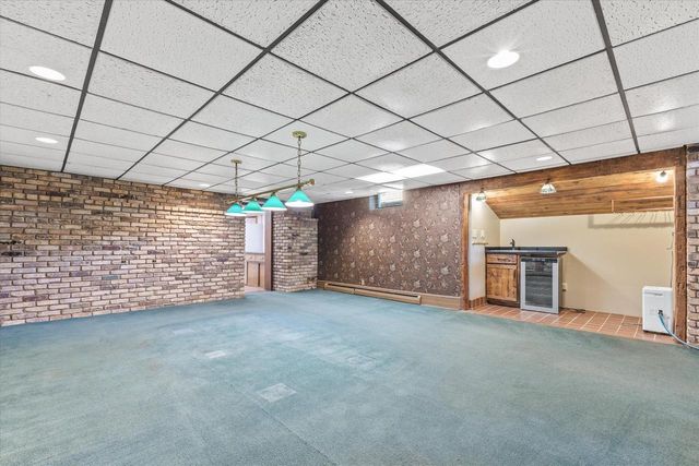 N72W13449 Good Hope ROAD, Menomonee Falls, WI 53051
