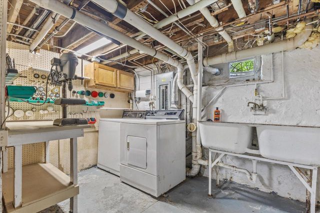 N72W13449 Good Hope ROAD, Menomonee Falls, WI 53051