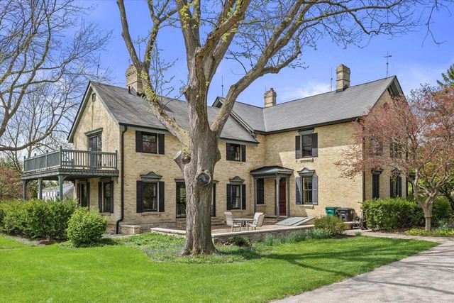 N72W13449 Good Hope ROAD, Menomonee Falls, WI 53051