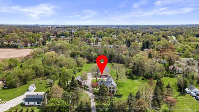 N72W13449 Good Hope ROAD, Menomonee Falls, WI 53051
