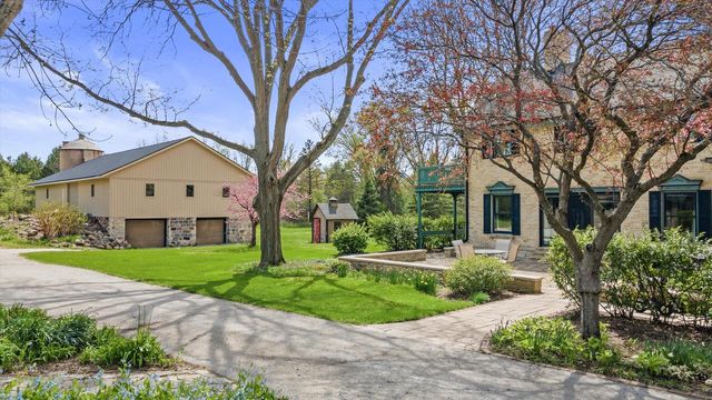 N72W13449 Good Hope ROAD, Menomonee Falls, WI 53051