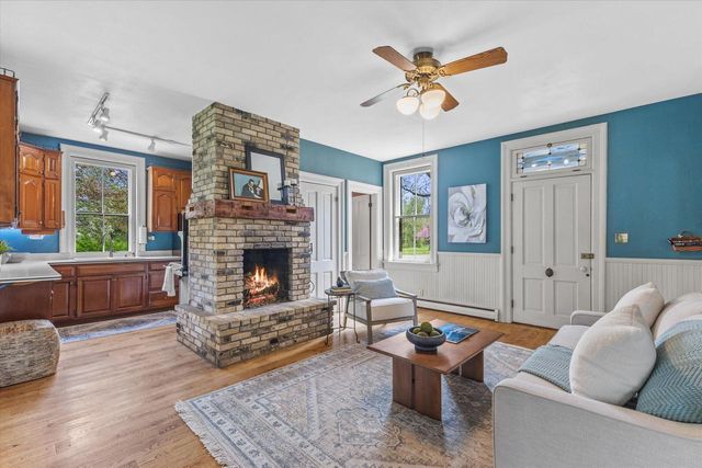 N72W13449 Good Hope ROAD, Menomonee Falls, WI 53051