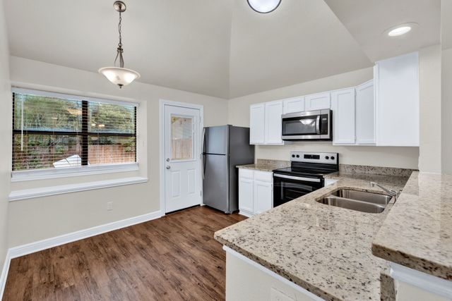 2416 Oakmont Drive, Bedford, TX 76022