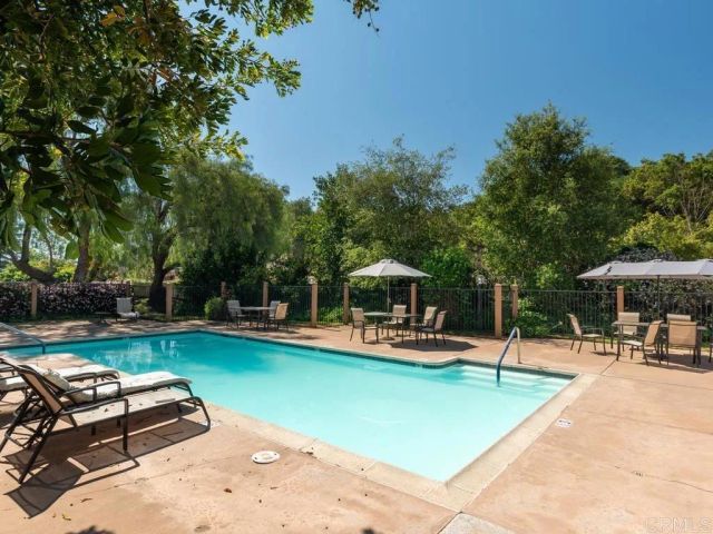 1718 Tecalote 5, Fallbrook, CA 92028