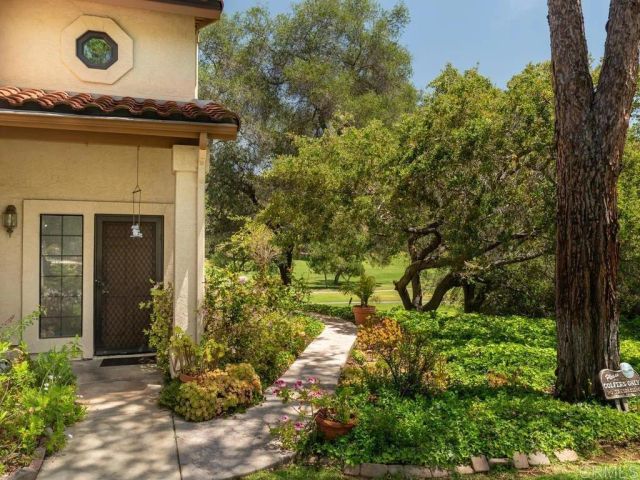 1718 Tecalote 5, Fallbrook, CA 92028