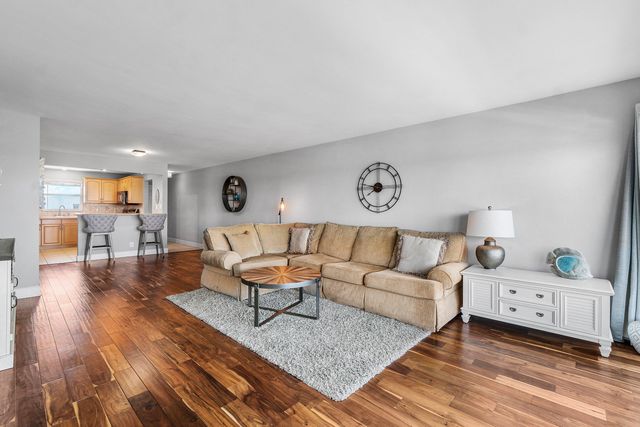 1160 Hillsboro Mile 803, Hillsboro Beach, FL 33062